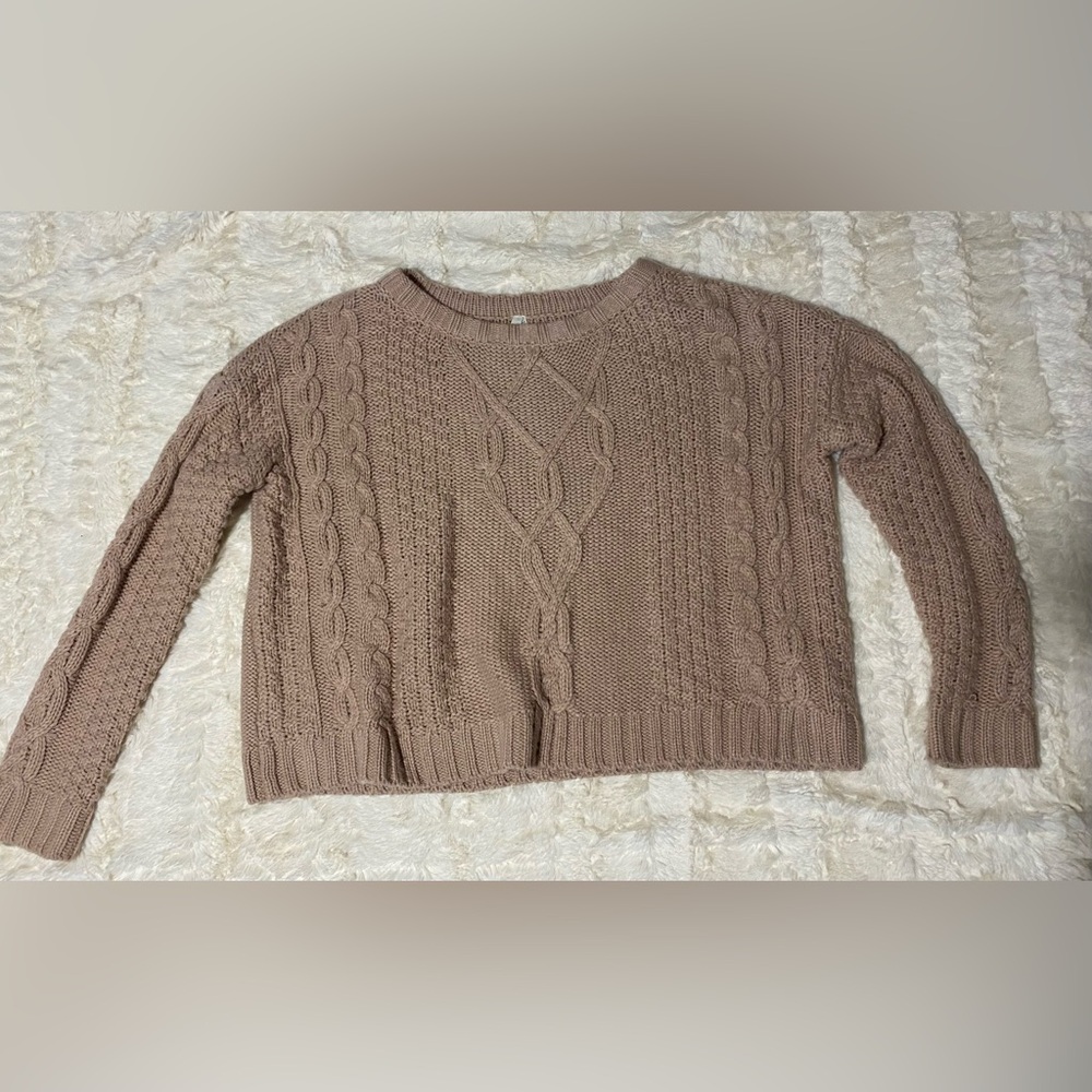 Mudd Cropped(ish) sweater.